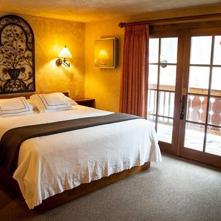 Hotel Chateau Chamonix Georgetown Exterior foto